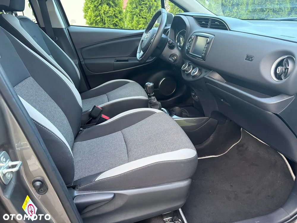 Toyota Yaris 1.5 Premium - 30