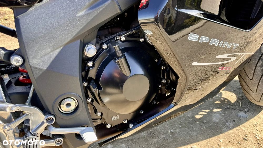 Triumph Sprint - 8