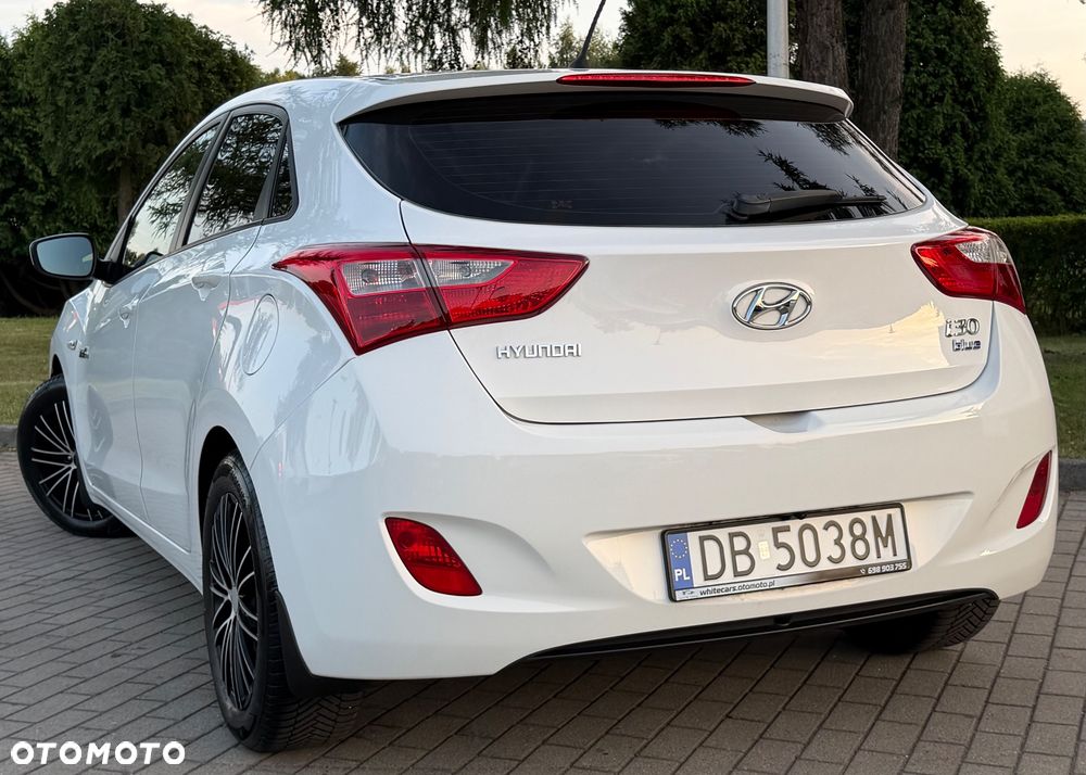 Hyundai i30 1.4 Fifa World Cup Edition - 25