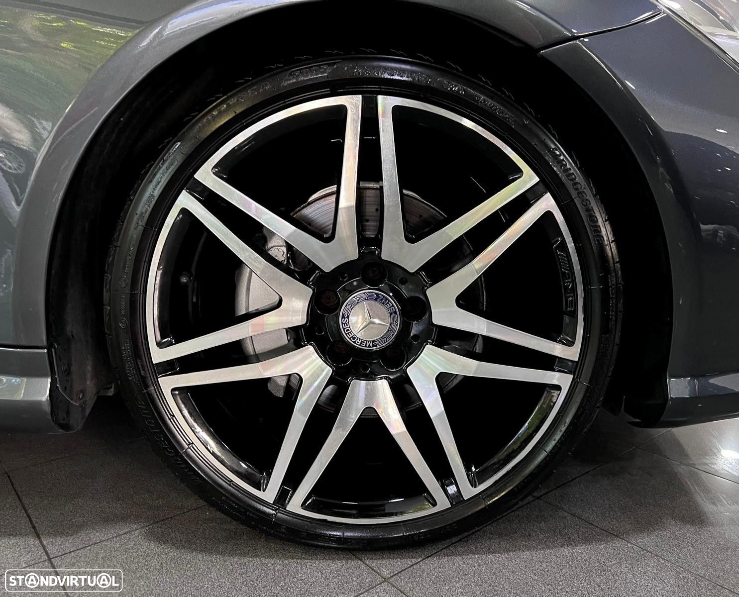 Mercedes-Benz E 220 - 19