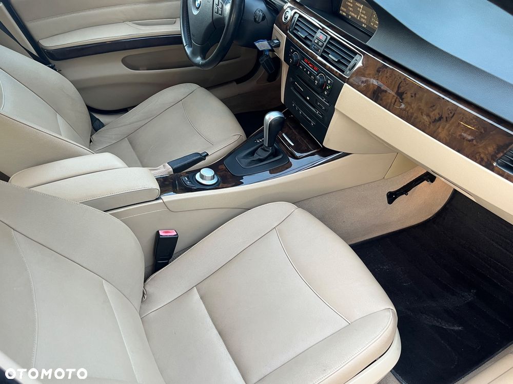 BMW Seria 3 - 22