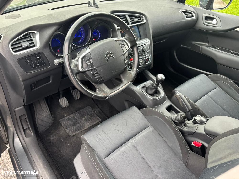 Citroën C4 1.6 e-HDi Exclusive - 19