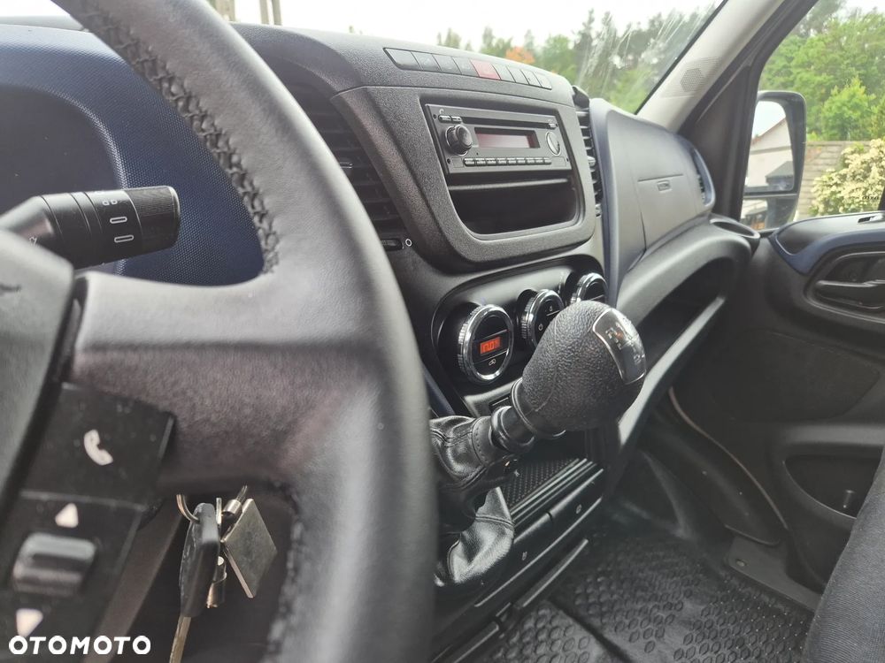 Iveco IVECO 40C15 BRYGADÓWKA KLIMATRONIK BAGAŻNIK TEMPOMAT - 26