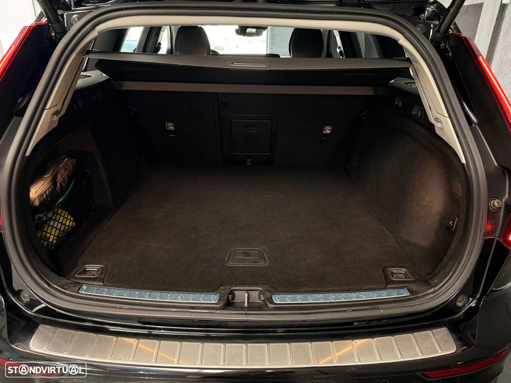 Volvo V60 2.0 T6 AWD TE Inscription - 40