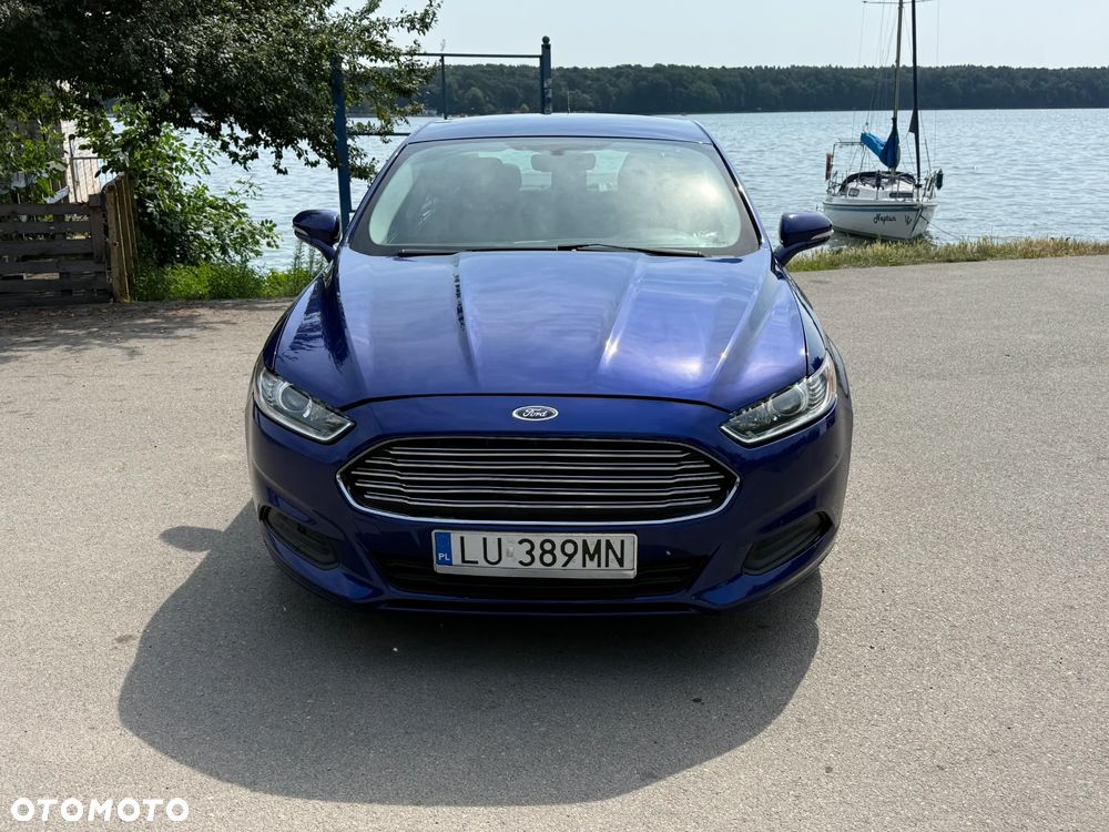 Ford Fusion - 4