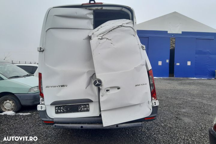 Dezmembrez Mercedes-Benz Sprinter 3 907 [2018 - 2021] Autoutilitara duba 5-usi 2.2 CDI MT (115 hp) - 4