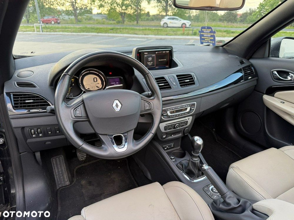 Renault Megane - 11