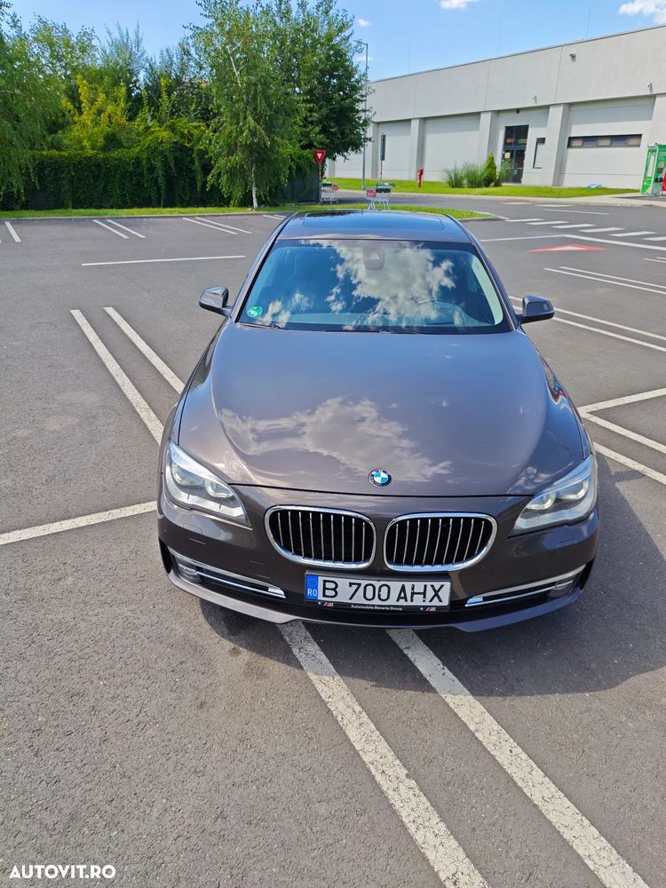 BMW Seria 7 730d - 28