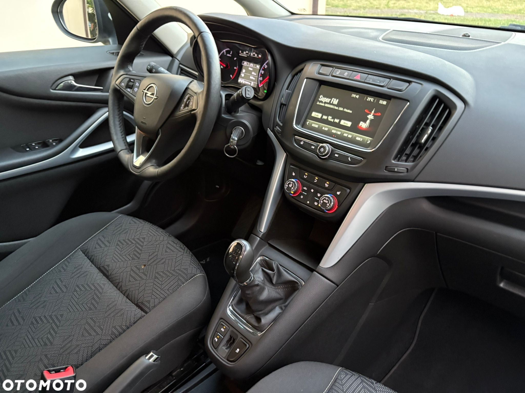Opel Zafira - 14
