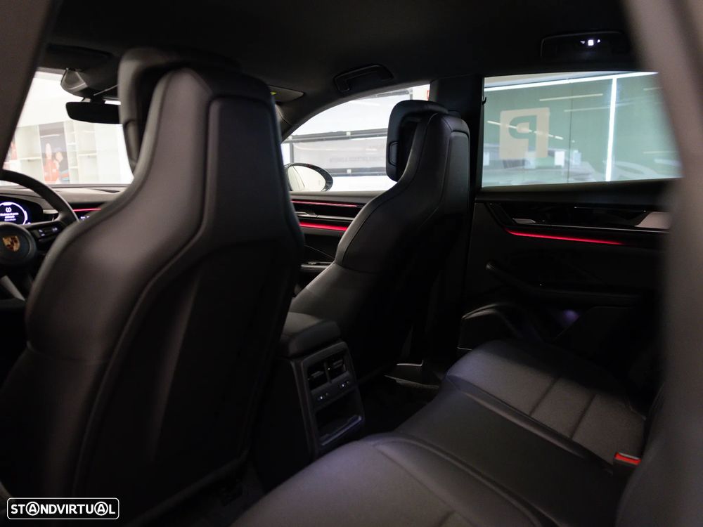 Porsche Macan Standard - 32