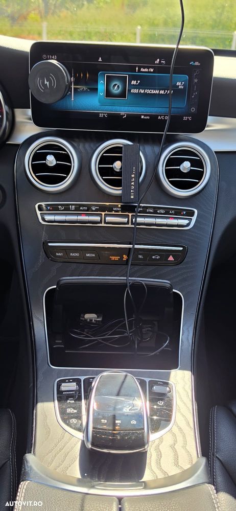 Mercedes-Benz C - 21