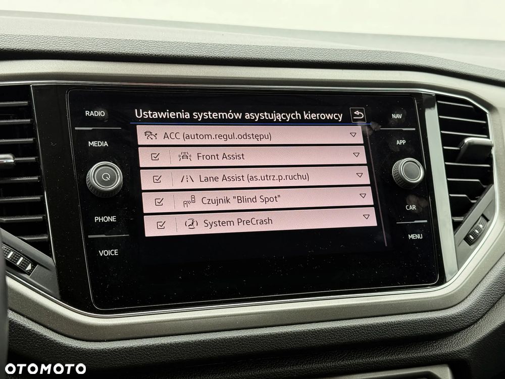 Volkswagen T-Roc 2.0 TDI SCR DPF Advance - 35