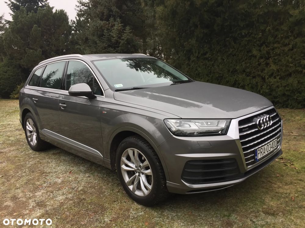 Audi Q7 - 1