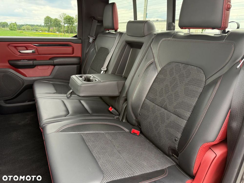 RAM 1500 5.7 Crew Cab Rebel - 12