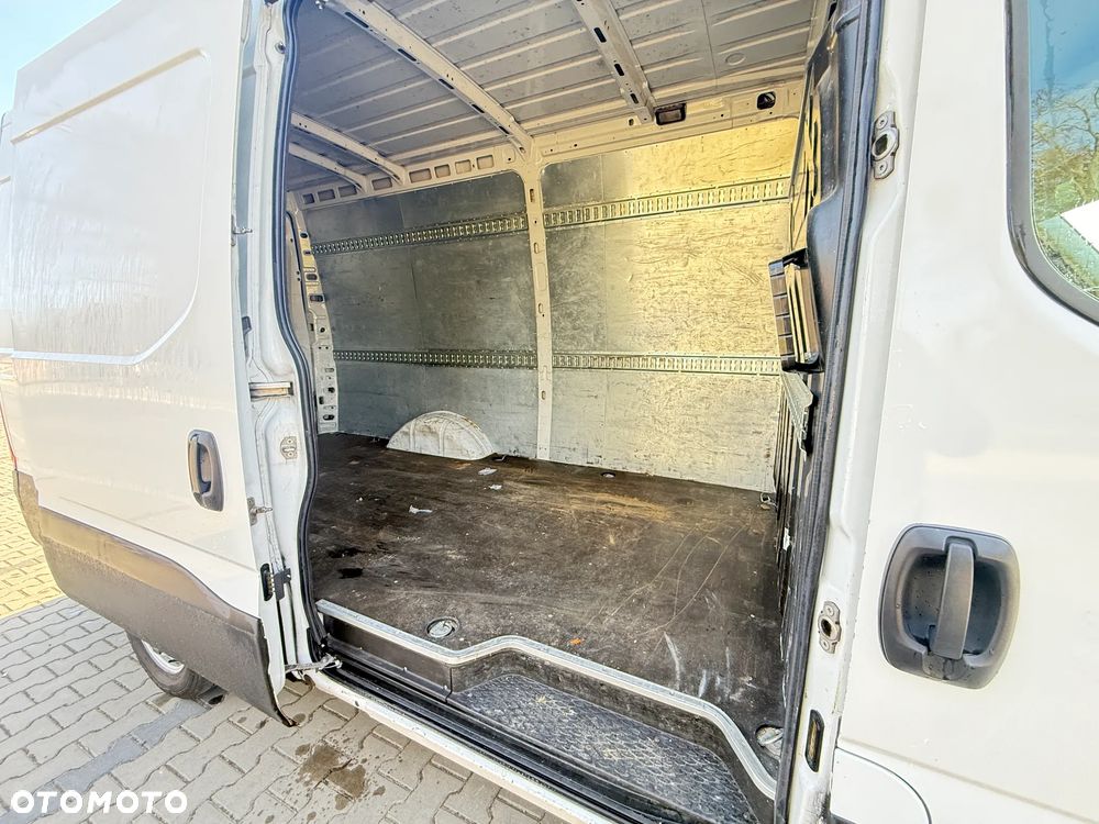 Iveco Daily 35s18 - 11