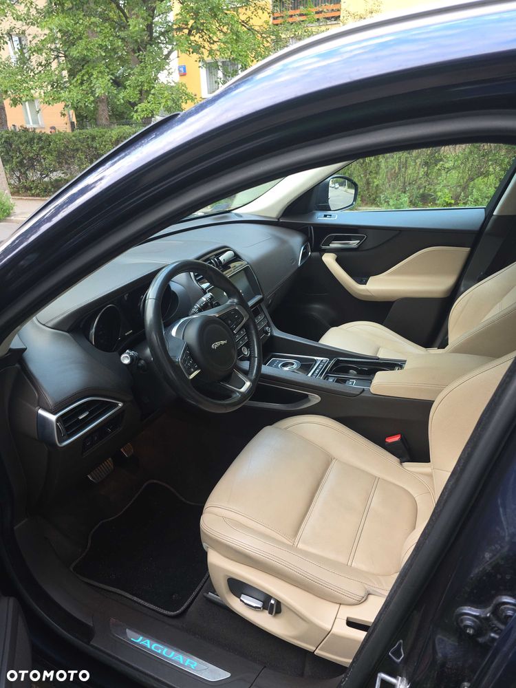 Jaguar F-Pace - 2