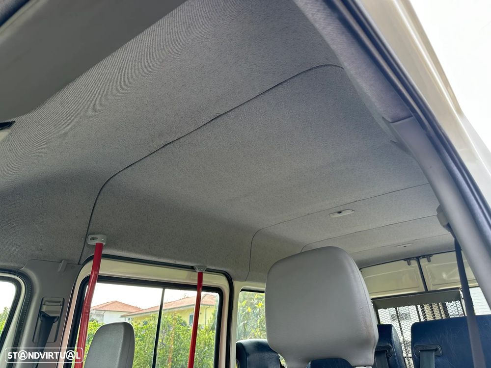 VW LT 35 2.5 TDI 9L/CADEIRA DE RODAS COM PLATAFORMA ELEVATORIA - 19