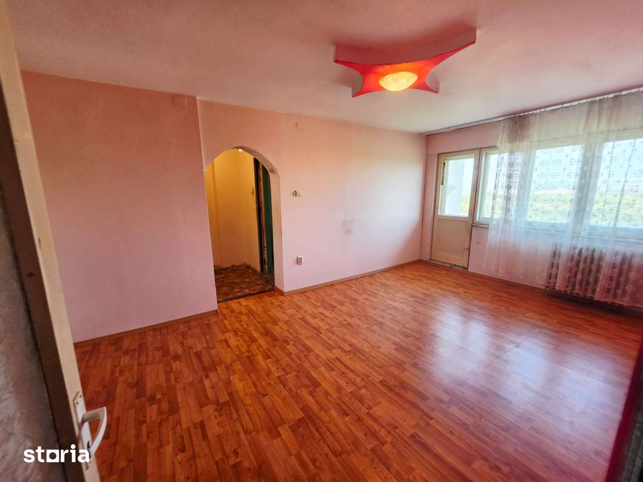 Apartament 2 camere de vanzare, Nord, bloc cu bulina — fotografia 1