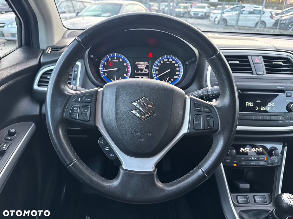 Suzuki SX4 S-Cross 1.6 VVT 4x4 limited - 25