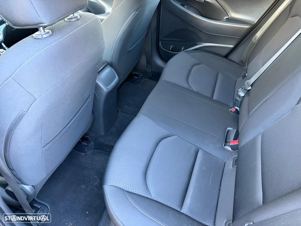 Hyundai i30 SW 1.6 CRDi Style+Navi - 4