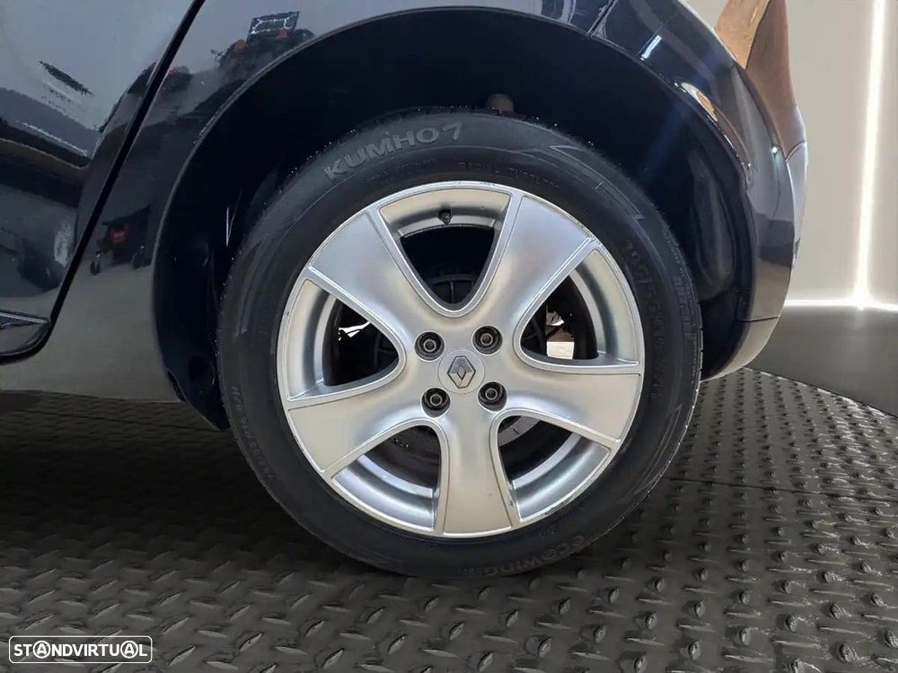 Renault Clio 1.5 dCi Dynamique S EDC - 20