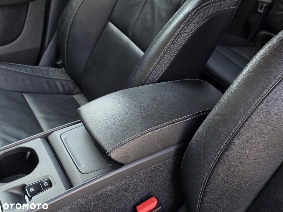 Volvo XC 40 - 28