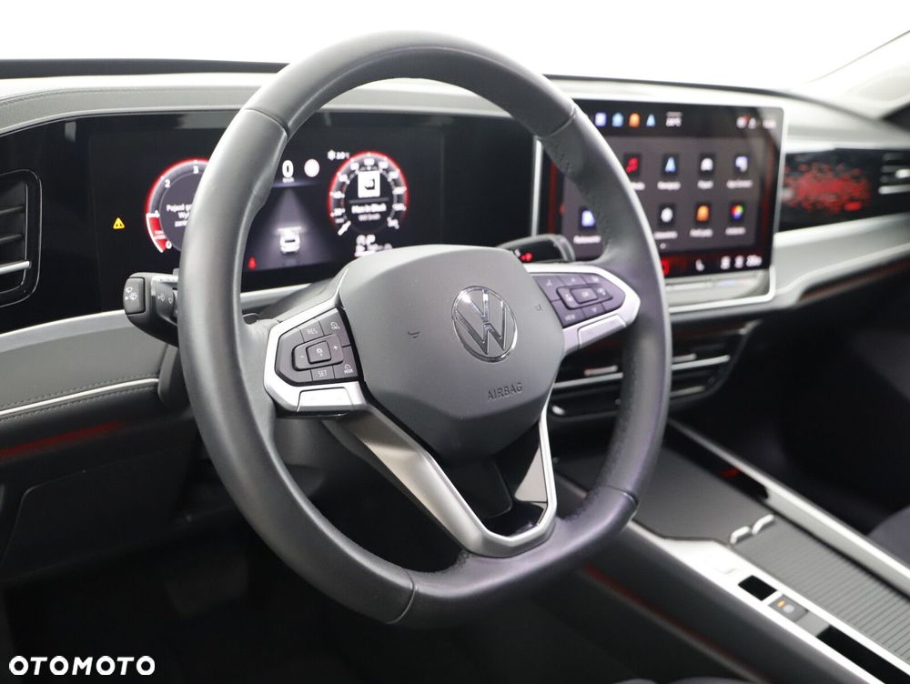 Volkswagen Passat Variant 2.0 TDI SCR Elegance DSG - 13