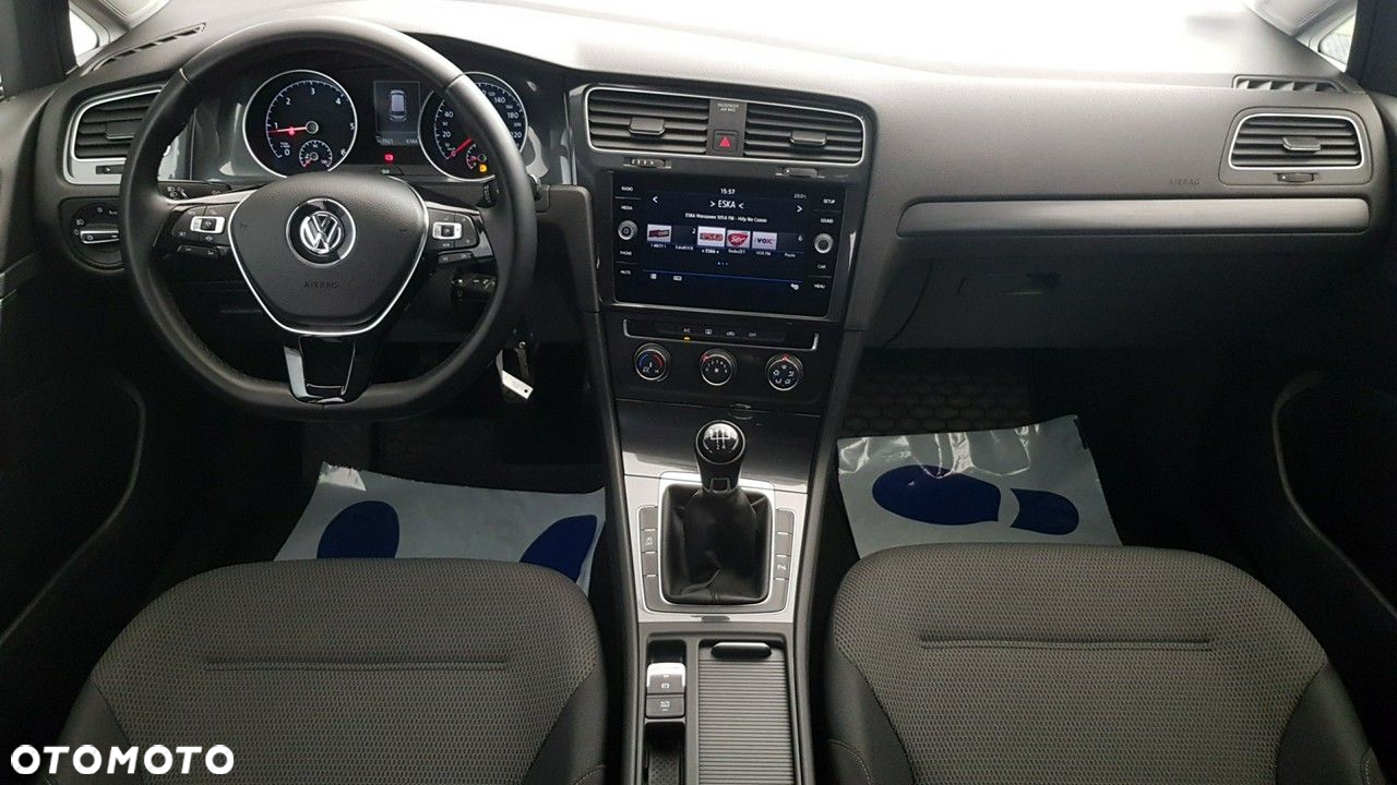 Volkswagen Golf - 19