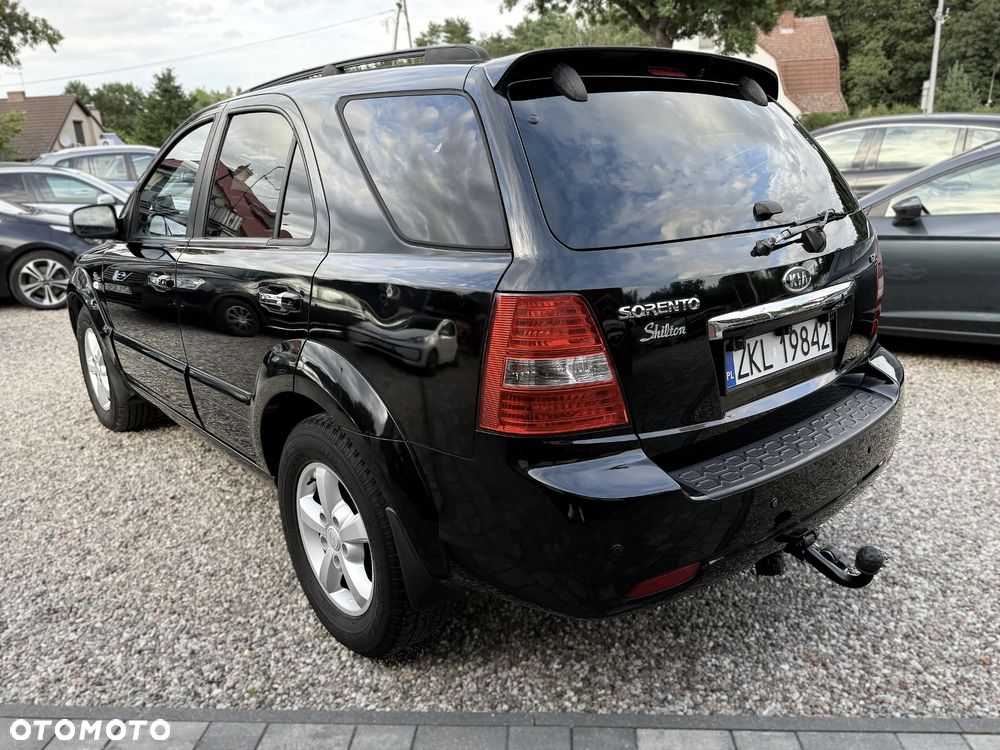 Kia Sorento - 4