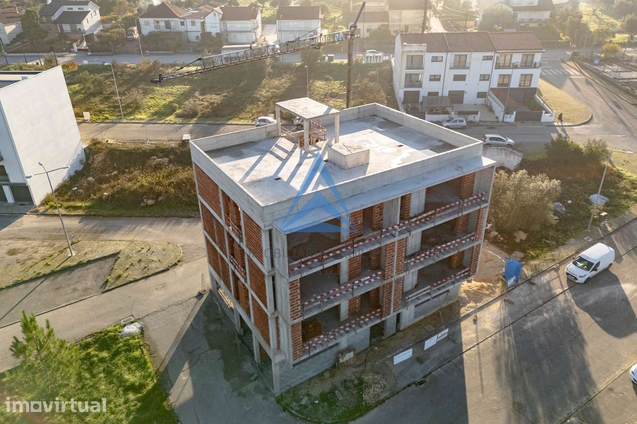 Apartamento T2 - Urbanização Casal Monteiro - Pombal - Grande imagem: 4/60