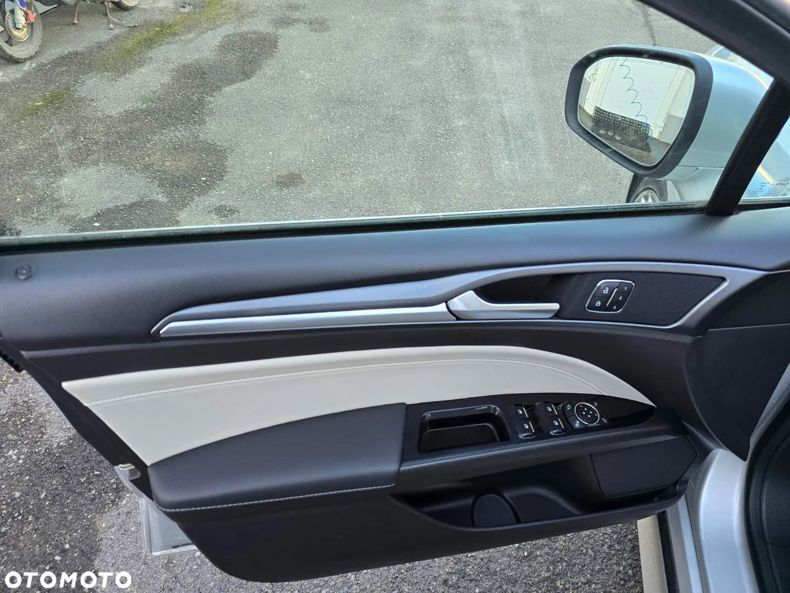 Ford Mondeo - 13