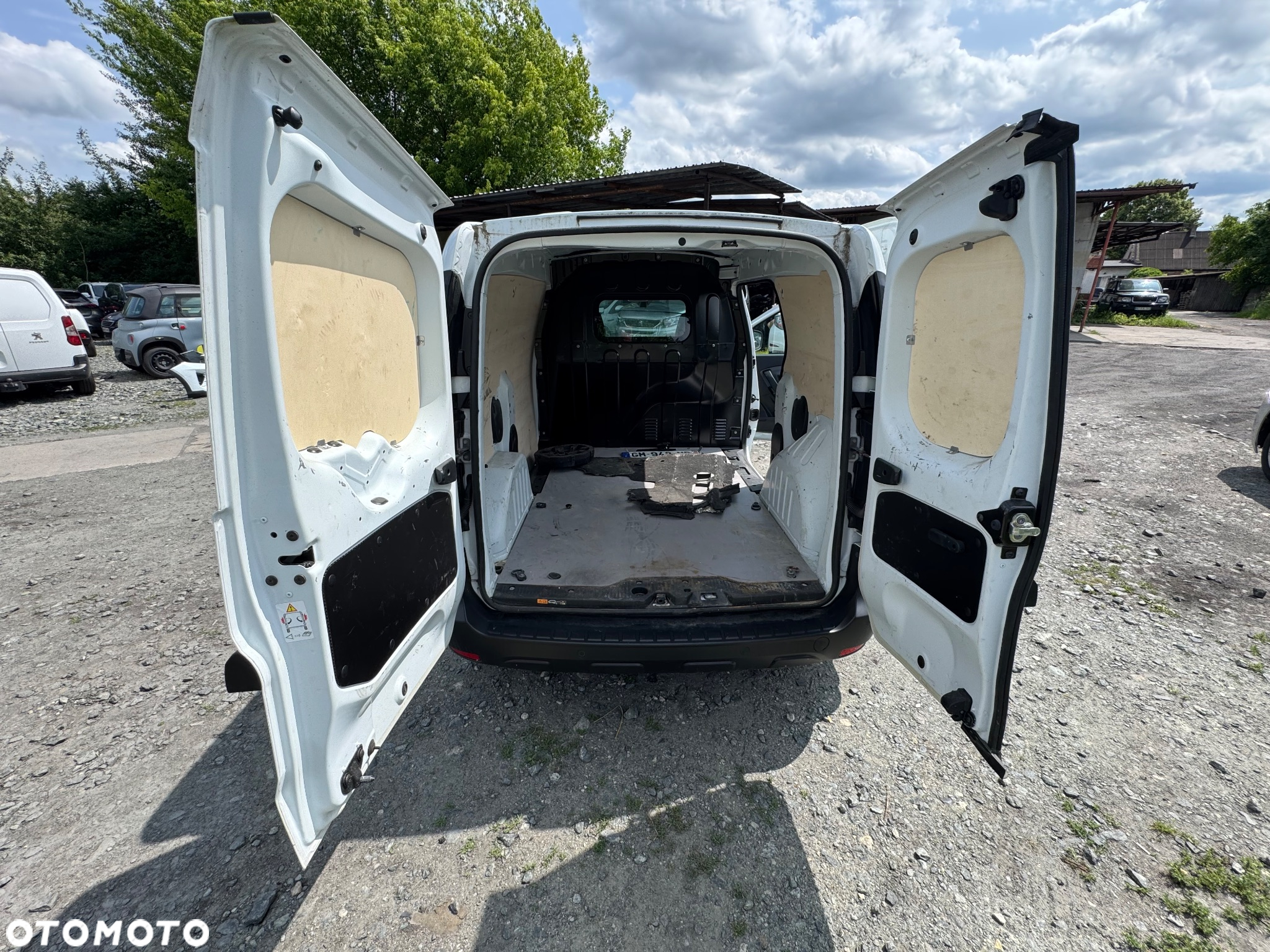 Renault EXPRESS 1.5dci KAMERA; NAWIGACJA, PÓŁ SKÓRY, CZUJNIKI PRZÓD I TYŁ świeżo sprowadzony, OKAZJA!!! - 10