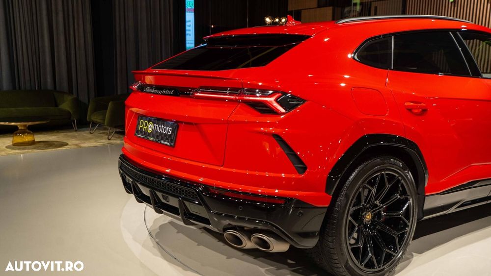 Lamborghini URUS - 9