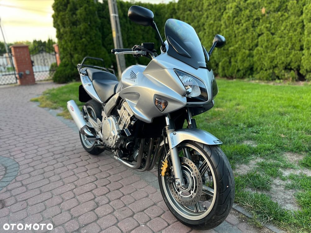 Honda CBF - 2