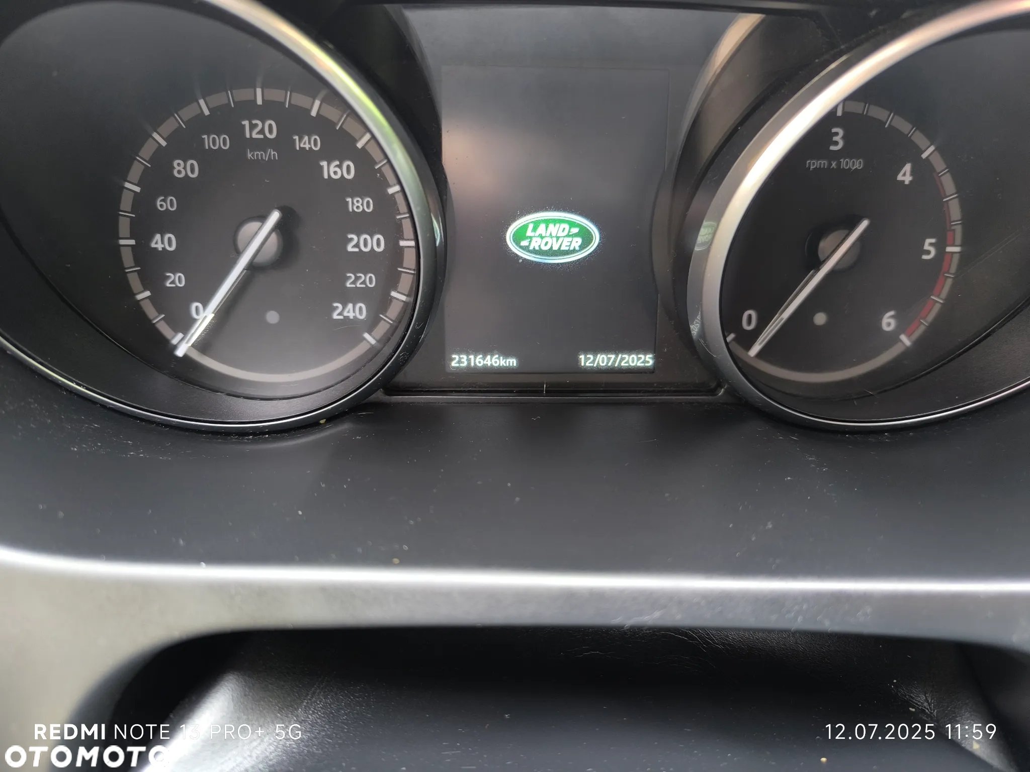 Land Rover Discovery Sport 2.0 TD4 HSE - 8