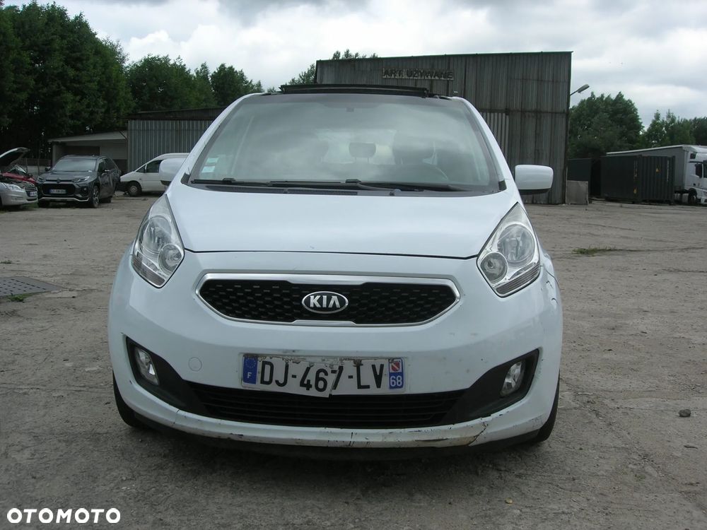 Kia Venga - 7