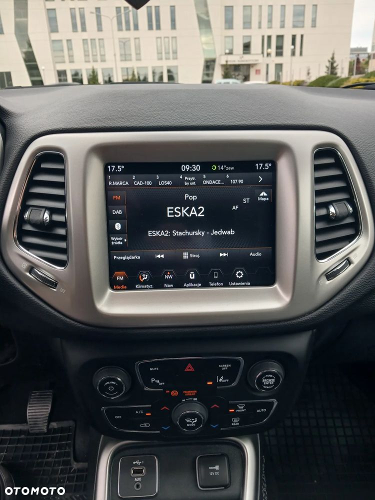 Jeep Compass 1.4 TMair Longitude FWD S&S - 8