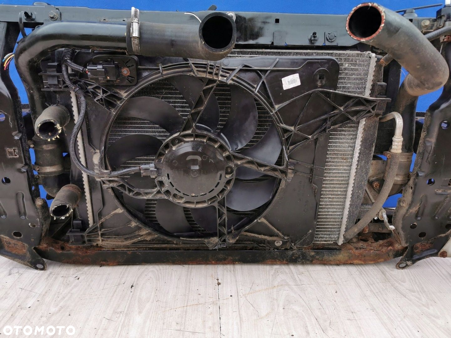 Nissan Qashqai J10 Lift 10/14 wzmocnienie pas chłodnice 1.5 DCI - 3