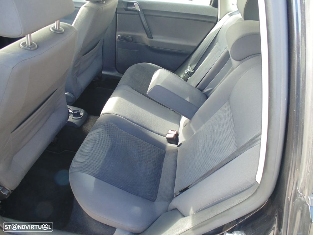 VW Polo 1.4 TDi Trendline - 19