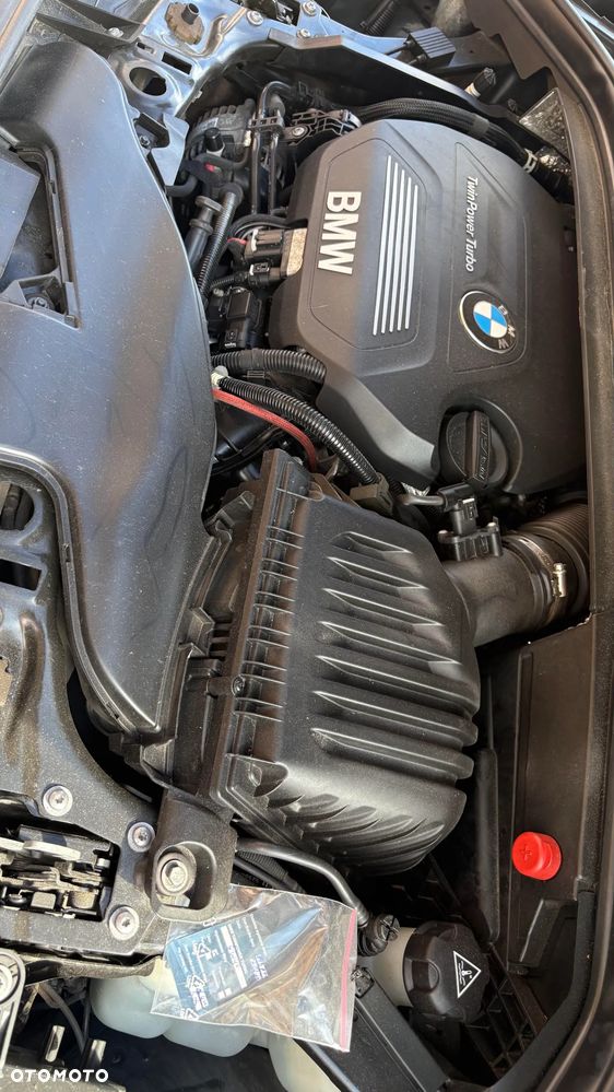 BMW Seria 2 220d Sport Line - 4