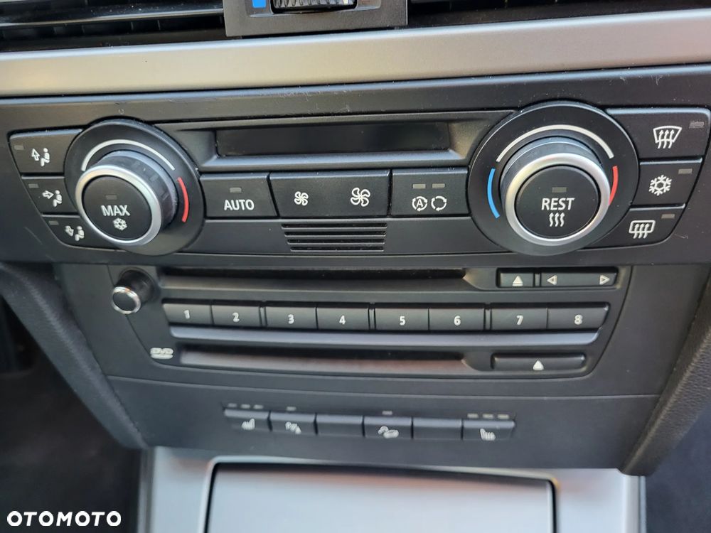 BMW Seria 3 325xi - 18