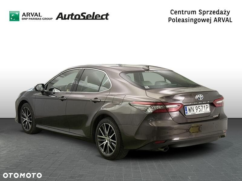 Toyota Camry 2.5 Hybrid Comfort CVT - 4