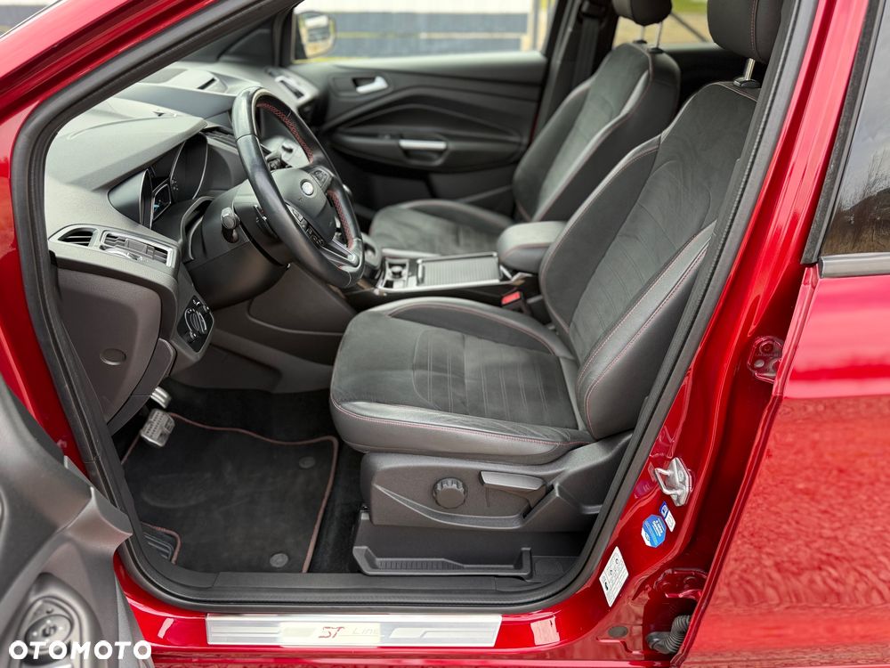 Ford Kuga 2.0 TDCi AWD ST-Line - 20