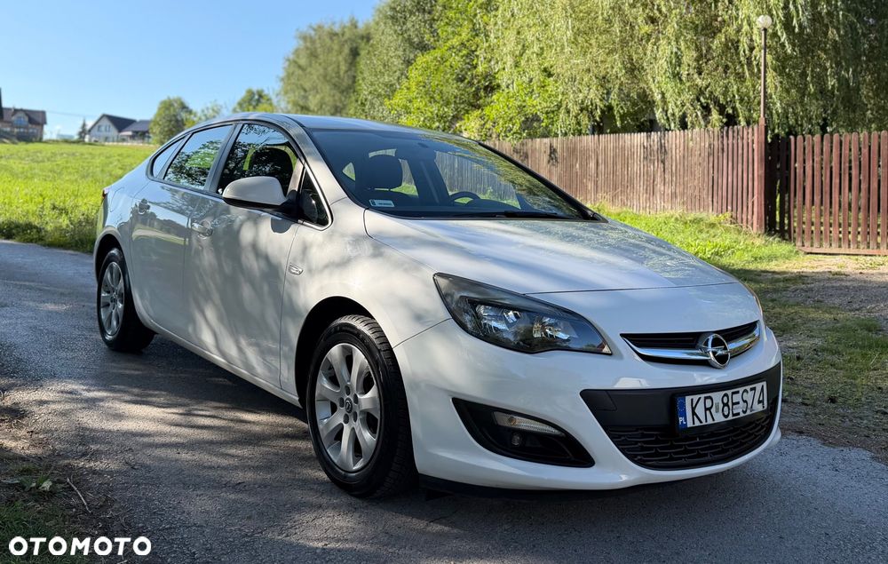 Opel Astra 1.6 Active EU6 - 4