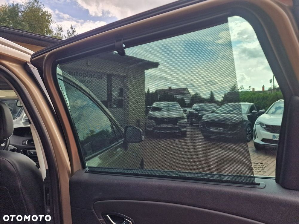 Renault Grand Scenic - 22