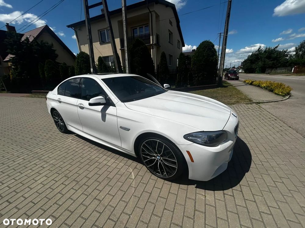 BMW Seria 5 535i Touring Sport-Aut Luxury Line - 2
