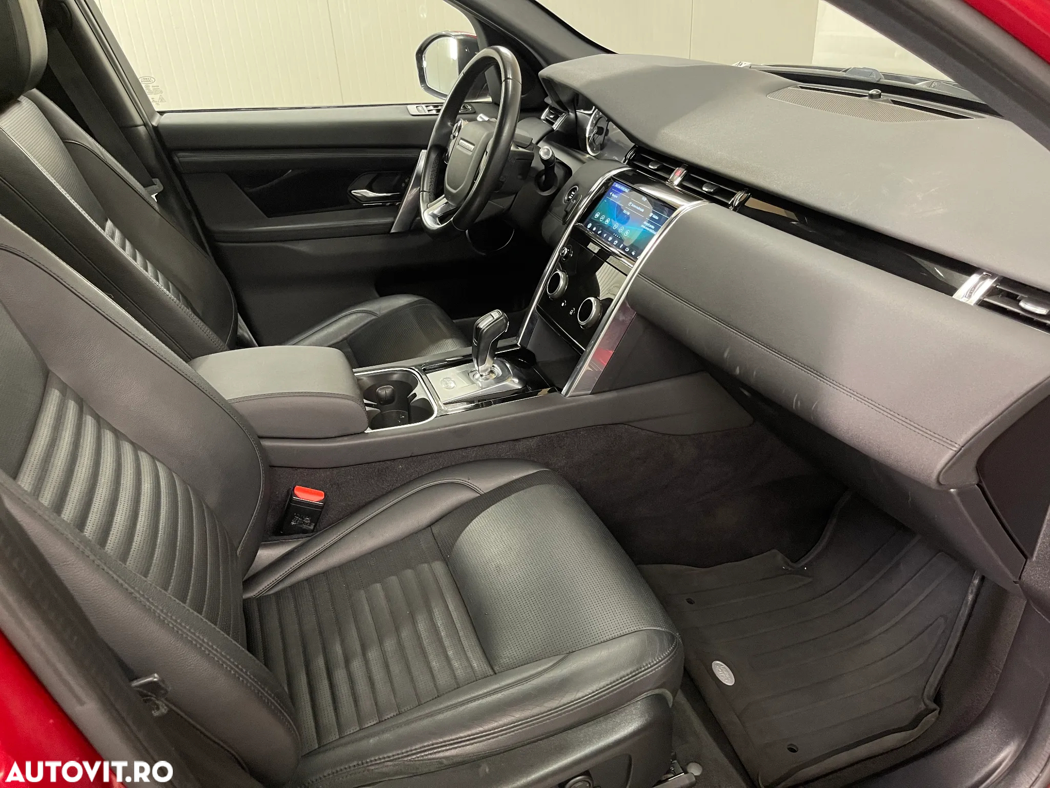 Land Rover Discovery Sport 2.0 P200 MHEV - 11
