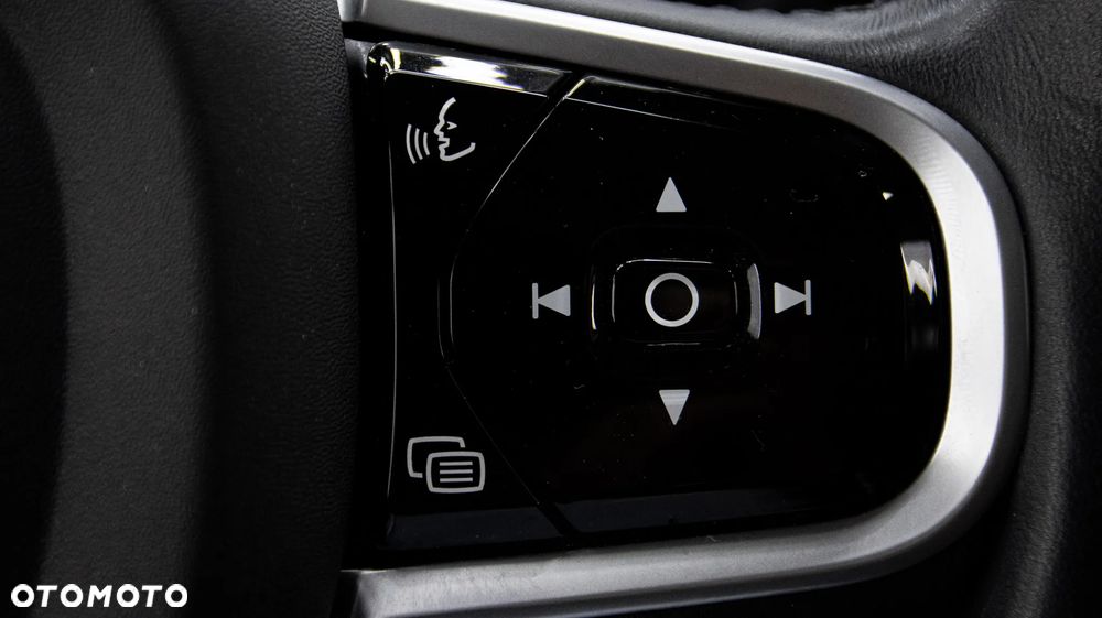 Volvo V60 B4 D Momentum Pro - 21
