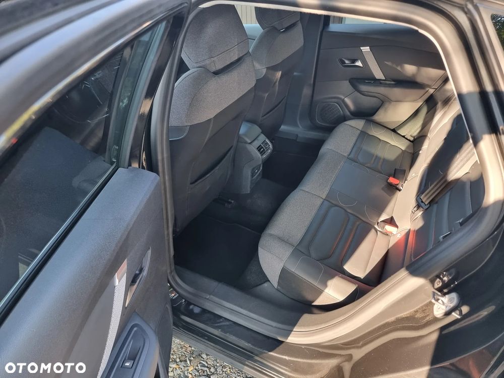 Citroën C4 1.2 PureTech Shine S&S EAT8 - 25