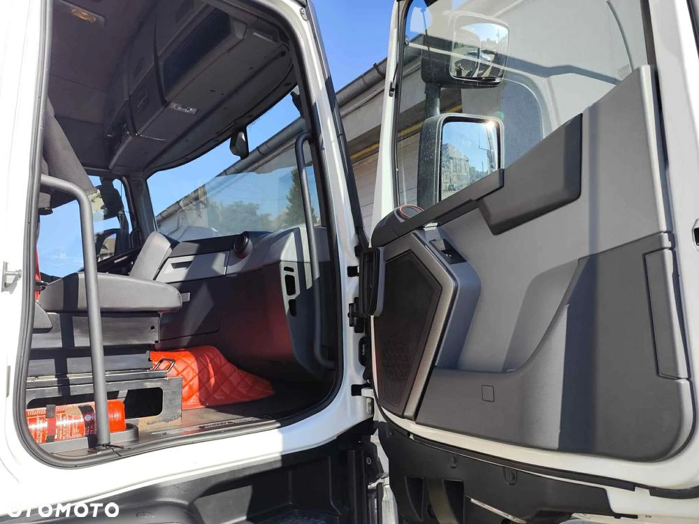 Renault T480 - 3